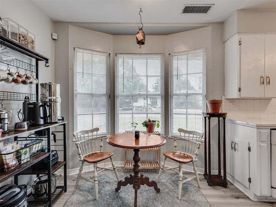 Breakfast nook with front-facing windows