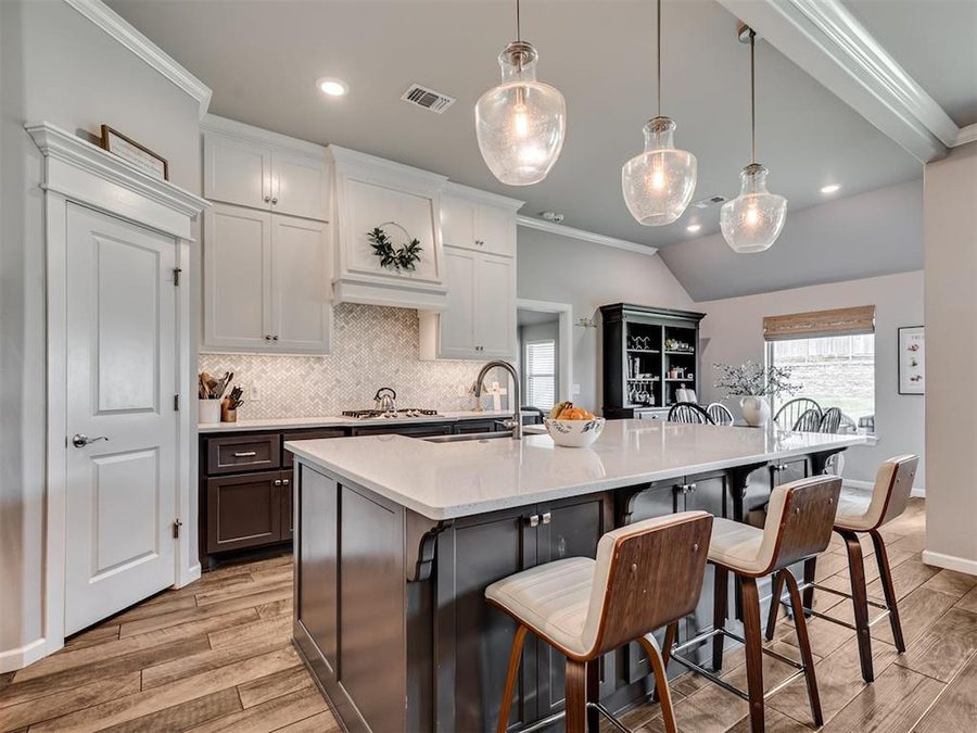 Kitchen with oversized island