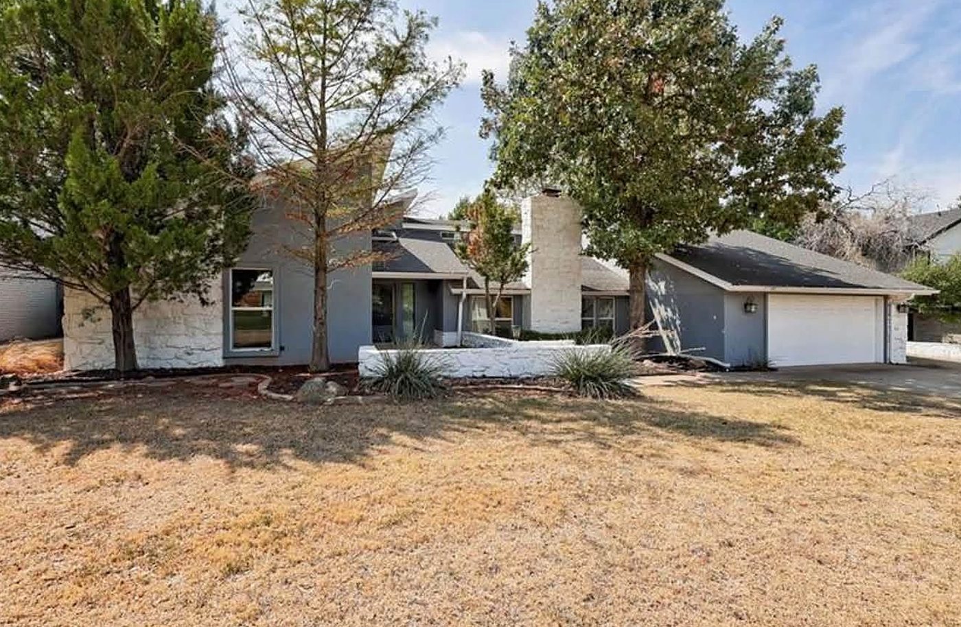 Front exterior of 3108 Raintree Road